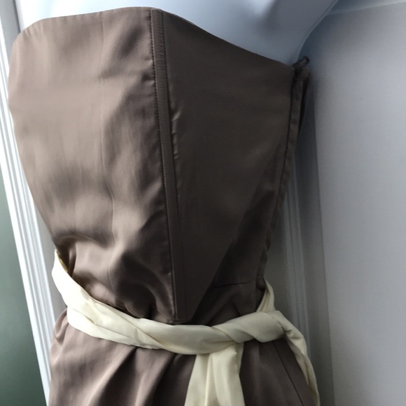 Absolutely gorgeous Dress - Picture 3 of 9